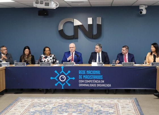 Presidente do STF e do CNJ lança Rede Nacional de Magistrados para enfrentar avanço do crime organizado no Brasil