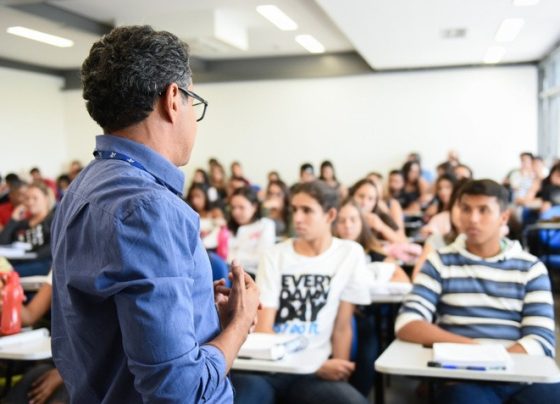 Prouni oferta 471,3 mil bolsas para o 2º semestre de 2026