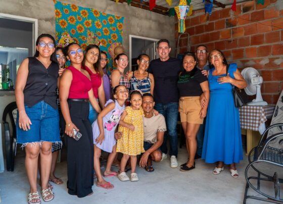 Robson Viana percorre bairros e reforça diálogo com moradores em Nossa Senhora do Socorro