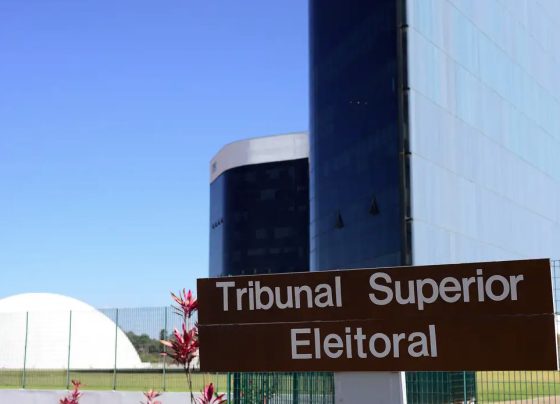 Sem lei específica, IA e desinformação preocupam Justiça Eleitoral