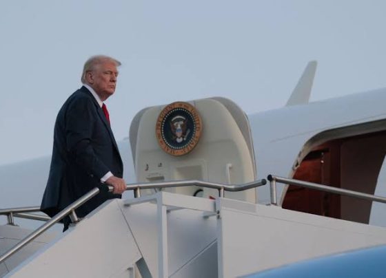 Após ameaças do Irã, Trump recorre a troca de aviões durante cúpula da OTAN