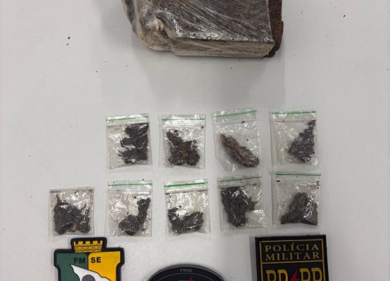BPRp apreende tablete e porções de maconha após denúncia em Carmópolis