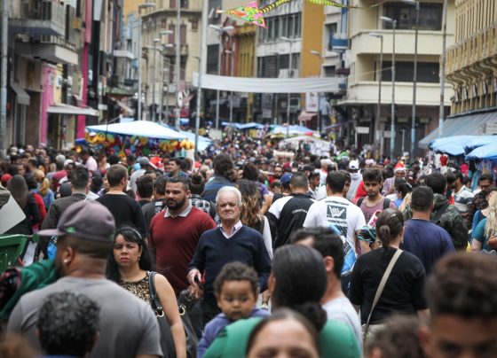 Brasil ultrapassa 214 milhões de habitantes, revela IBGE