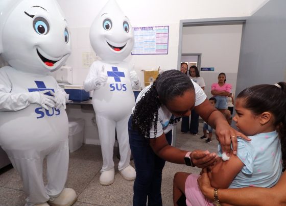 Dia D da Multivacinação mobiliza municípios sergipanos para atualização da caderneta de crianças e adolescentes