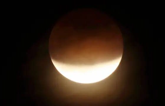 Eclipse lunar parcial vai cobrir quase toda a Lua com a sombra da Terra nesta semana