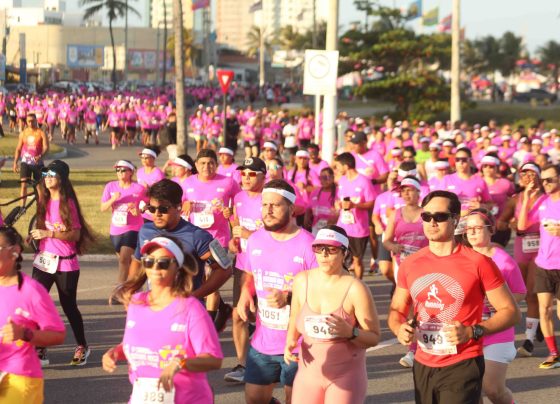 Inscrições seguem abertas para a 12ª corrida Outubro Rosa da AMO