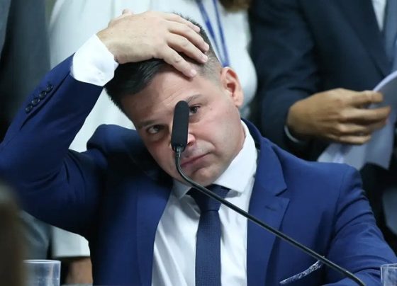 Moraes determina cassação da aposentadoria de ex-diretor da PRF