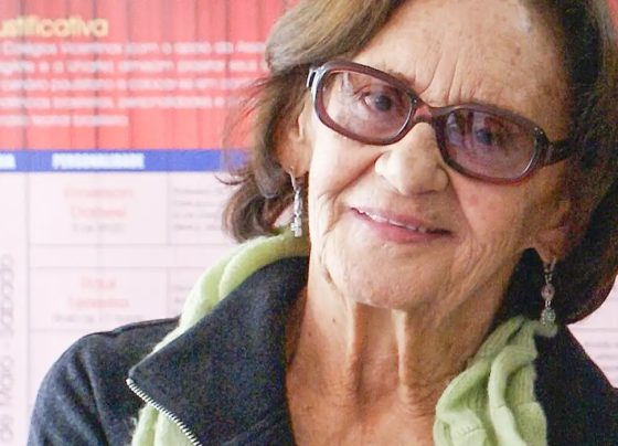 Morre a atriz Laura Cardoso aos 98 anos de idade, em São Paulo
