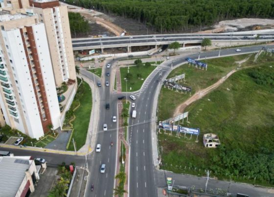 Obra do Complexo Viário Senadora Maria do Carmo Alves, em Aracaju, altera circulação e fecha retorno na Avenida Tancredo Neves