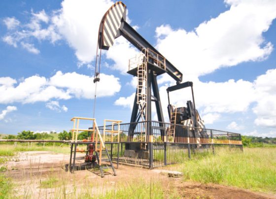Produção de petróleo chega a 12,7 mil barris/dia em Sergipe e mantém alta no ano