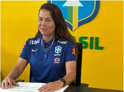 Técnica Camilla Orlando convoca Seleção Feminina Sub-20 para Copa do Mundo