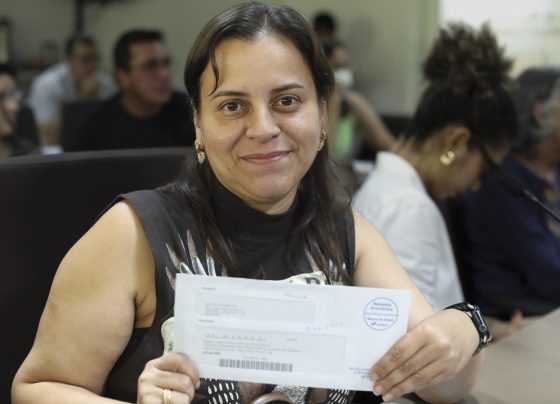 UFS entrega cartões “BB Pesquisador” e amplia autonomia dos programas