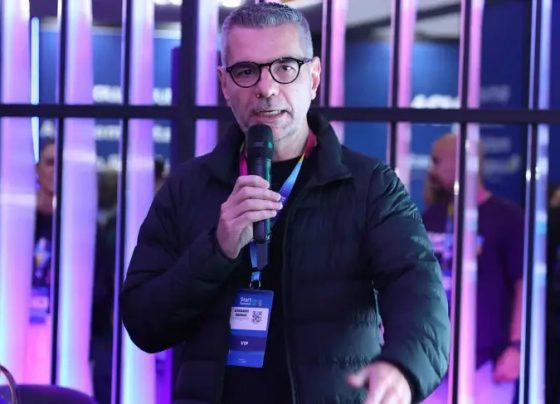 Vitrine de Deep Techs é lançada no Startup Summit 2026