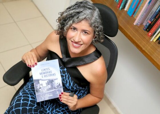 CÂMARA DE ARACAJU CONCEDE TÍTULO DE CIDADANIA À JORNALISTA E HISTORIADORA CÂNDIDA SANTOS DE OLIVEIRA