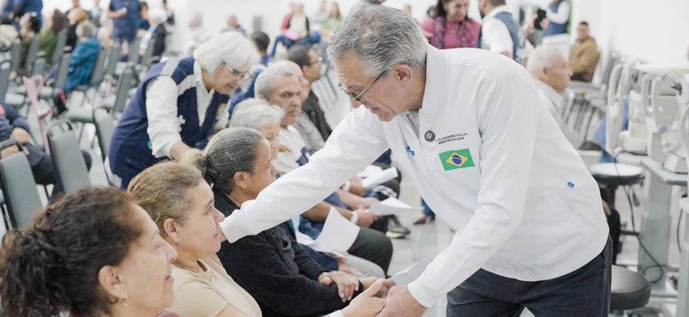 Agora Tem Especialistas: carretas ultrapassam 1 milhão de procedimentos no SUS