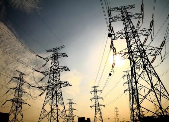 Aneel inclui baterias em leilão de transmissão de energia de 2027