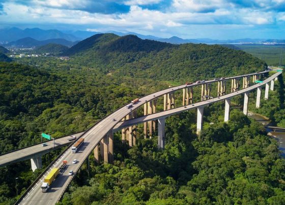 Brasil deve dobrar investimentos para zerar déficit em infraestrutura