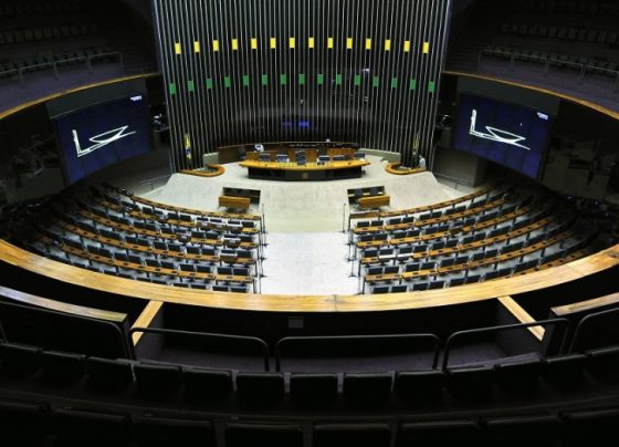 Câmara dos Deputados anuncia novo concurso público com mais de 150 vagas