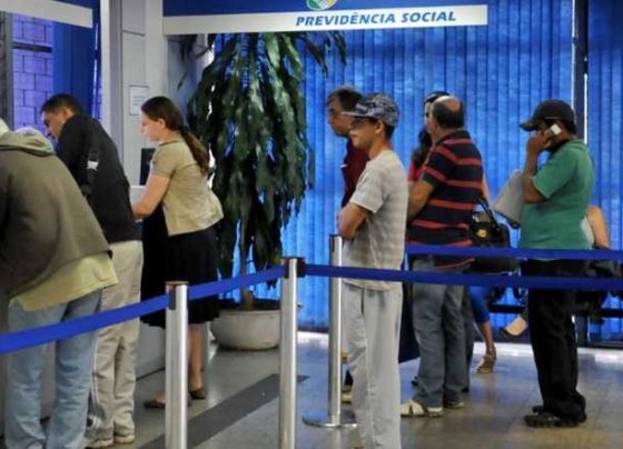 Câmara dos Deputados aprova MP que amplia programa para diminuir fila do INSS