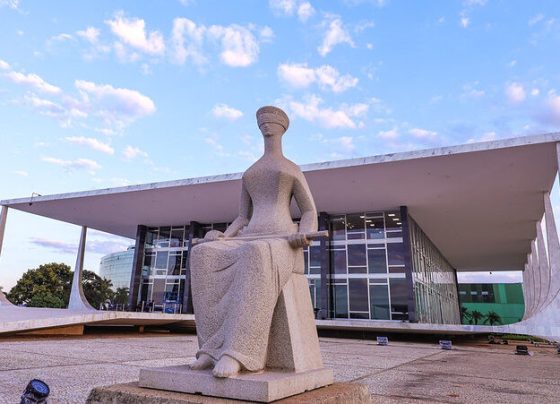 Crise institucional no STF pode afetar investimentos, câmbio e juros no Brasil