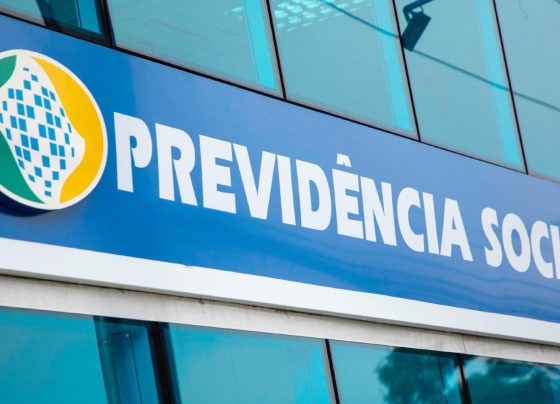 É promulgada lei para diminuir filas do INSS