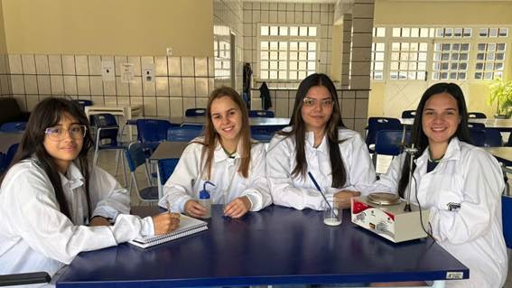 Estudantes de Ribeirópolis criam tubete biodegradável e chegam à semifinal de programa da Samsung