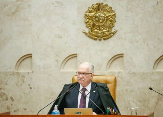 Fachin retira pedido para investigar Mendonça do inquérito das fake news