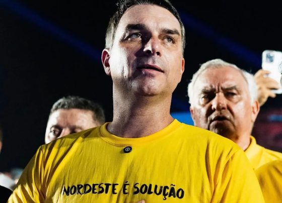 Flávio Bolsonaro chega a Aracaju neste domingo (27)