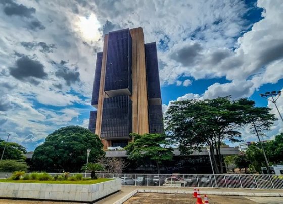 Focus: projeção de inflação para 2026 cai para 5%, enquanto PIB tem leve revisão