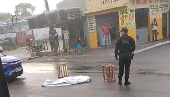 Homem é assassinado a golpes de arma branca próximo ao Terminal Maracaju, em Aracaju