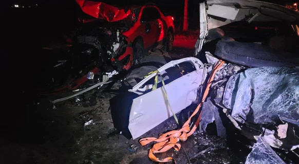 Homem morre e três ficam feridos após colisão frontal na SE-230, em Canindé