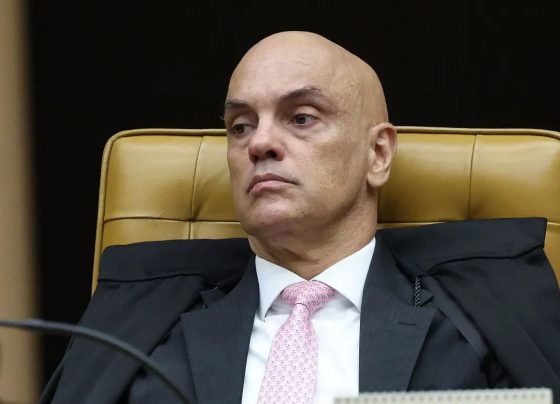 Juristas veem indícios para investigar Moraes, mas impeachment no Senado é incerto