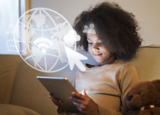 Mais de 2 milhões de crianças já recorrem à inteligência artificial para pedir conselhos