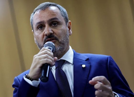 Mendonça determina afastamento preventivo de diretor da PF