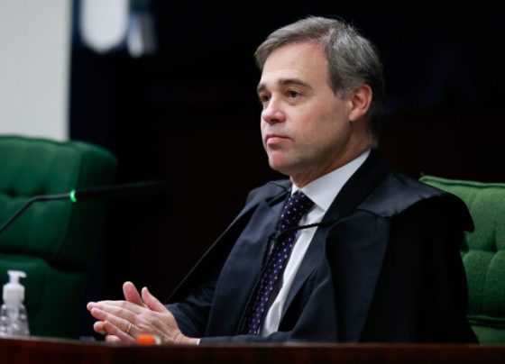 Mendonça retira sigilo das redes de pagamento do Master em cumprimento à determinação de Fachin