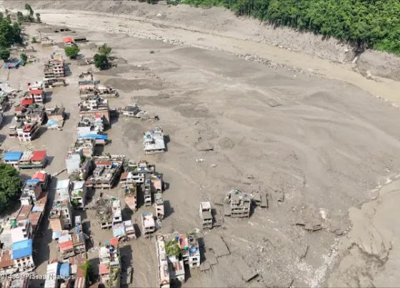 Número de desaparecidos após inundações no Nepal aumenta para 6.150