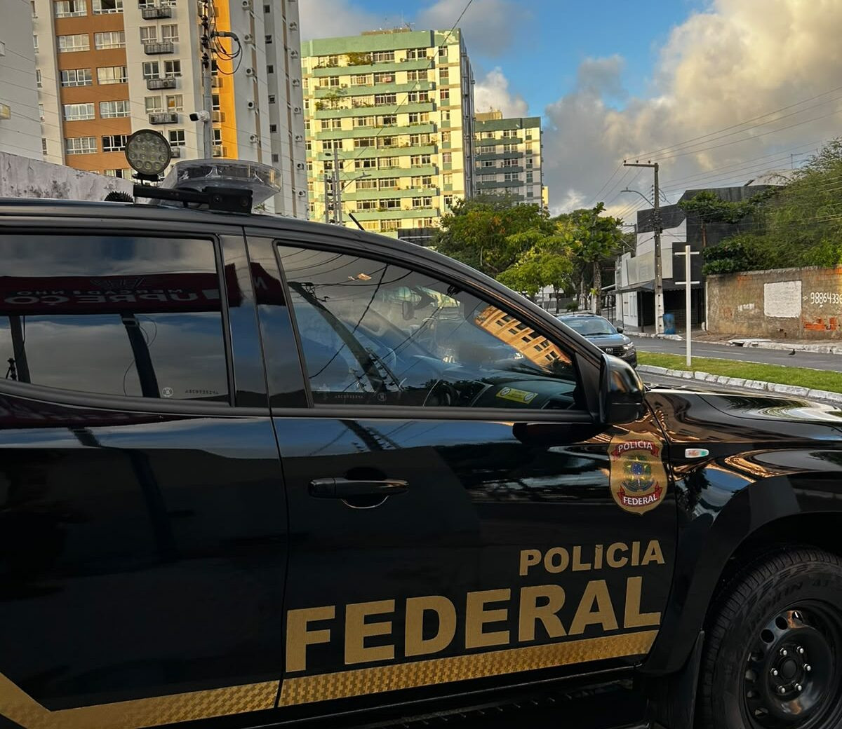 PF apreende R$ 20 mil em operação que investiga corrupção eleitoral em Aracaju