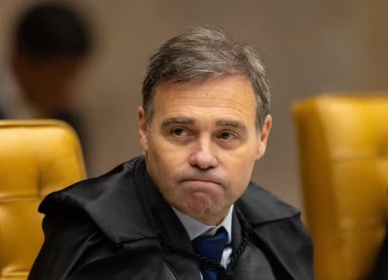 PF indica tratamento diferenciado em ações de Mendonça contra políticos