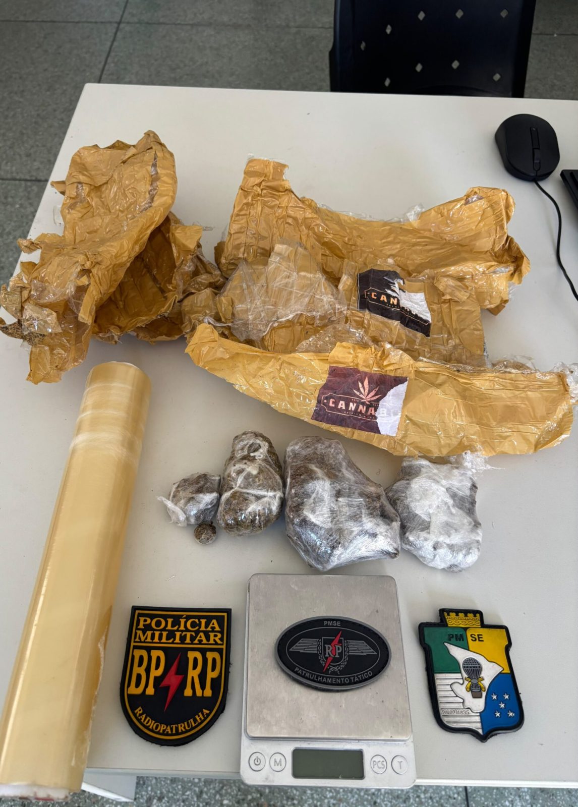 PM prende três mulheres por tráfico de drogas em Aracaju