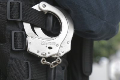 Polícia Militar prende homem por posse ilegal de arma de fogo na Zona Oeste de Aracaju
