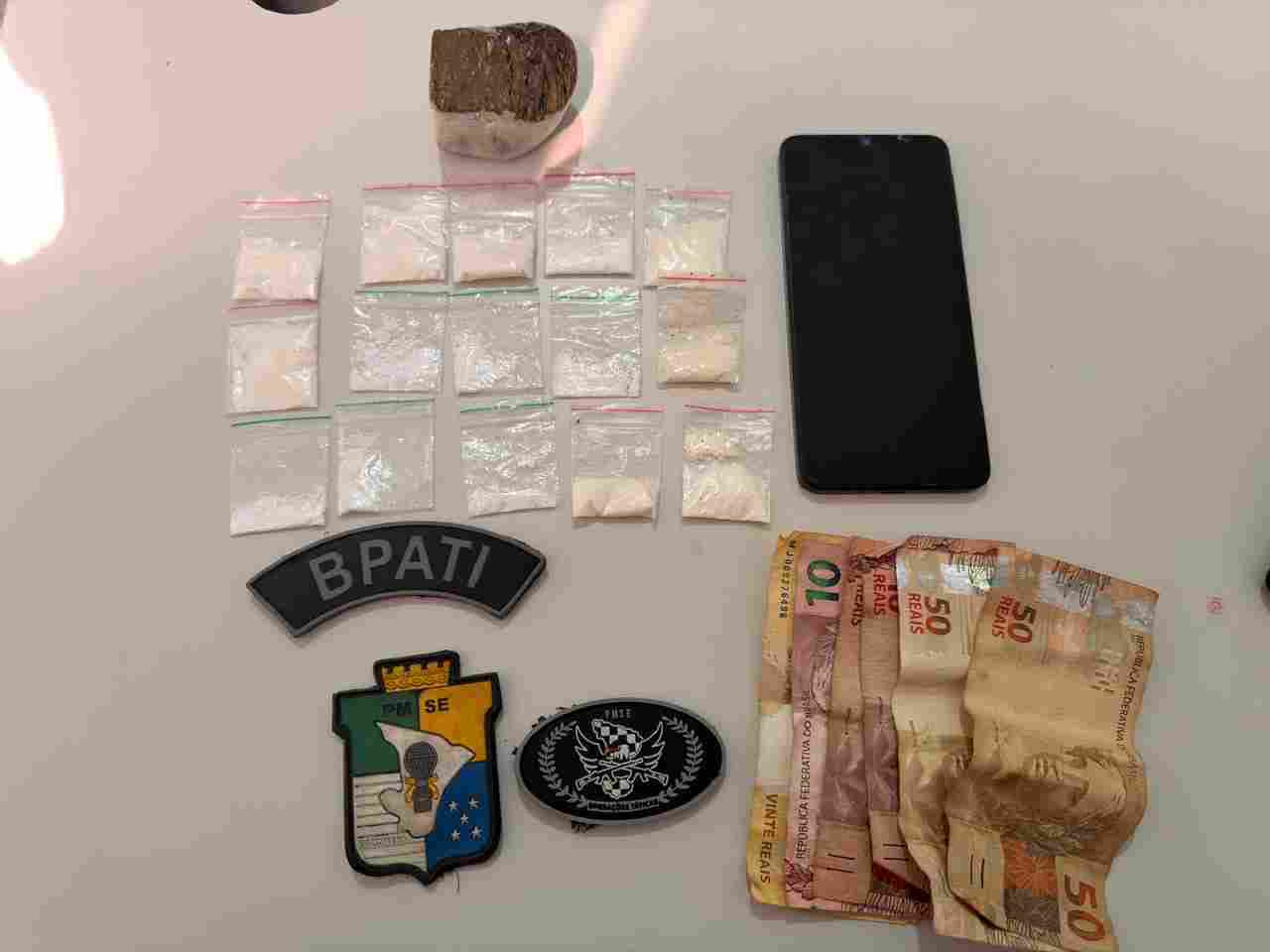 Polícia Militar prende homem por tráfico de drogas em Capela