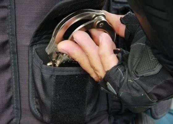 Polícias Civil e Militar prendem homem por furto durante festividades em Porto da Folha