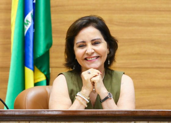 Prefeita Emilia comemora aprovação de projetos que estruturam Plebiscito