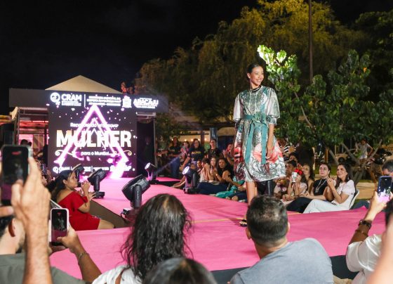 Prefeitura promove desfile que valoriza autoestima e protagonismo de jovens