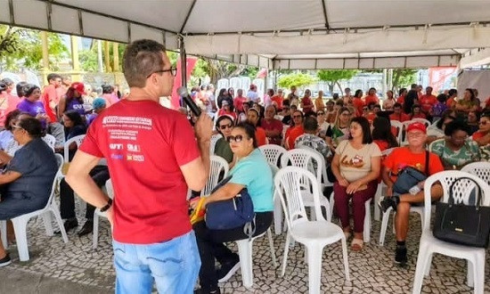 Professores da rede estadual entram em greve apesar de decisão do TJSE