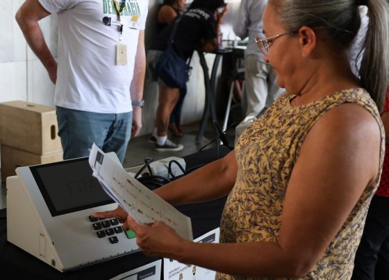 TRE-RJ distribui mais de 1 milhão de colas eleitorais para dia do voto