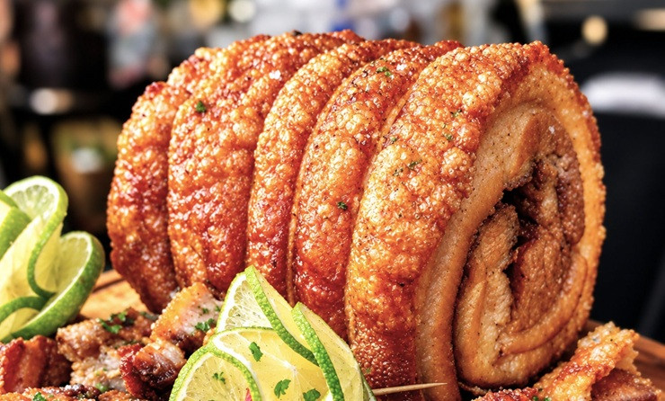 Torresmo Fest reúne gastronomia e rock no RioMar Aracaju