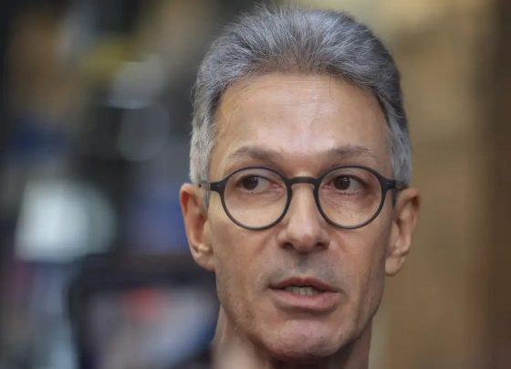 Zema propõe saída do Brics e redução de supersalários e de impostos