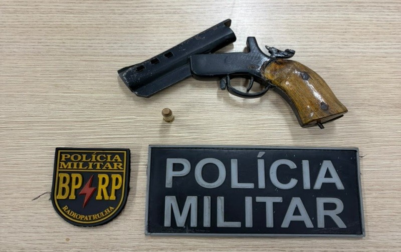 BPRp apreende arma de fogo e recupera motocicleta furtada na Grande Aracaju