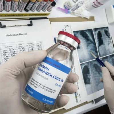 Brasil firma acordo para ampliar produção de imunoglobulina, medicamento para doenças do sangue